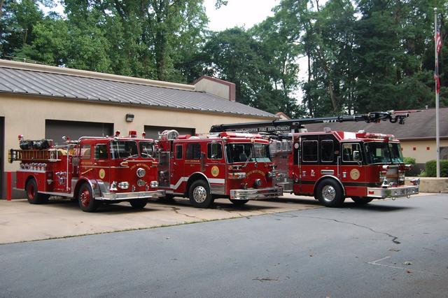 3 Generations of Engine 51-1.  1966 Seagrave, 1987 Sutphen, 2007 KME.